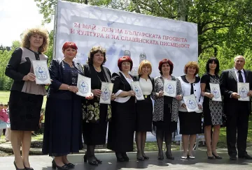 Увеличават учителските заплати в Бургас