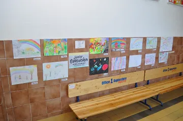 350  рисунки за Евровизия в училището на Крисия