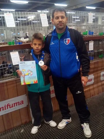 Показват Пернишки гълъб медалист на традиционна изложба