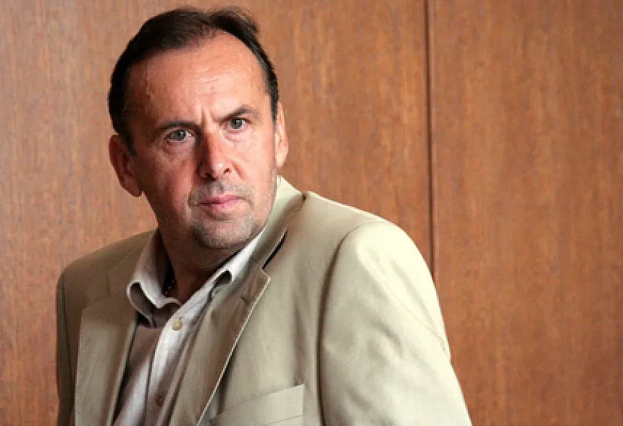 ВКС реши: Вальо Топлото на топло за 3 години