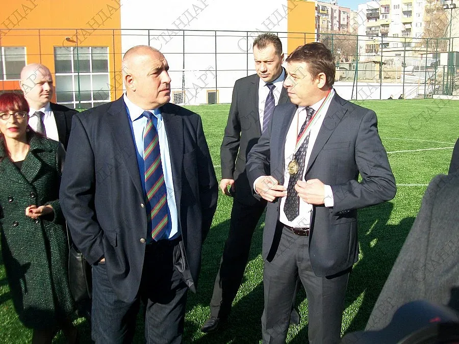 Премиерът: Службите в Бургас действаха адекватно със самолета