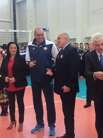 Борисов преряза лентата на новата спортна зала в Дупница