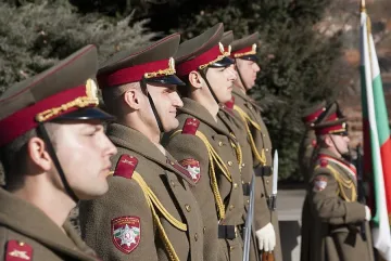 Заместник на Бакалов поема военно разузнаване