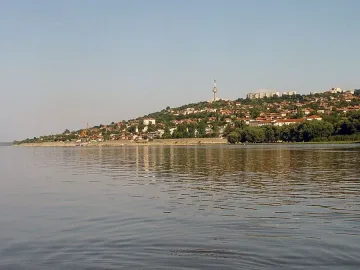 Корабите по Дунава показват в Тутракан