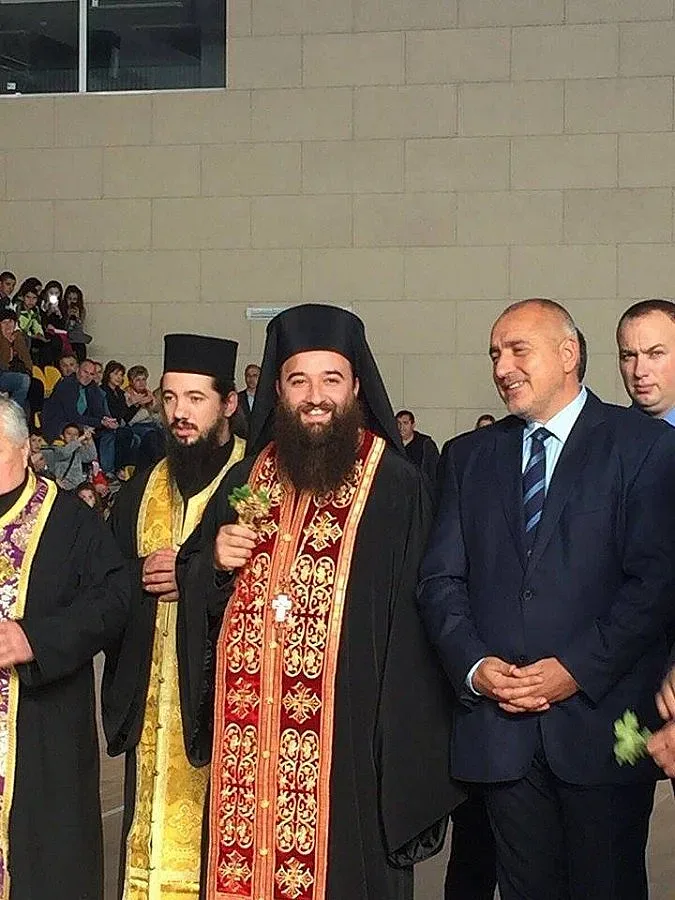 Борисов: Не обръщам внимание на две каки, които си говорят