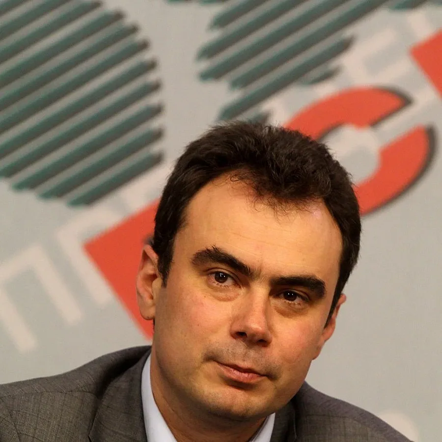 На БСП й трябват силни фигури, а не послушковци