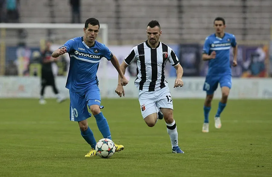 Търсят терен за база на "смърфовете"