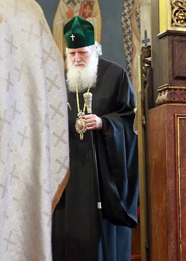 Неофит в молитва: Господ ни е оставил своя мир