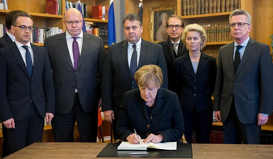 Световните лидери с клетва - тероризмът няма да победи