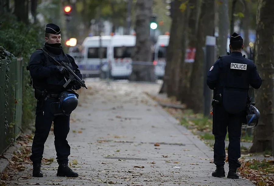 Телефон за връзка на българите с посолството ни в Париж 