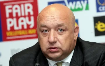 Кралев: Трябва да имаме повече часове по спорт