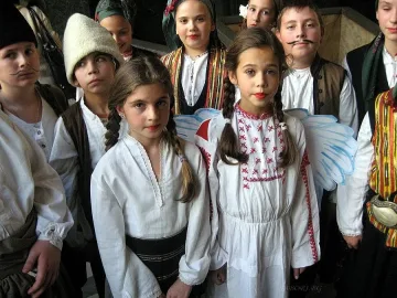 Майстори на фолклорното слово събира фестивал в Перник