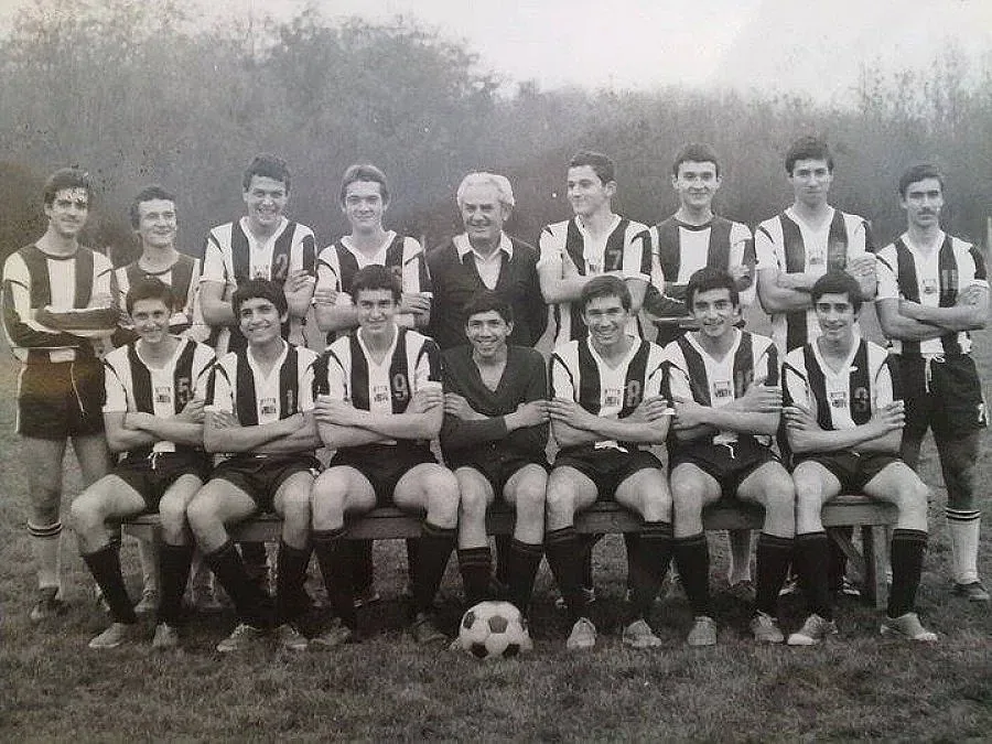 Загадката: Кое е това момче?