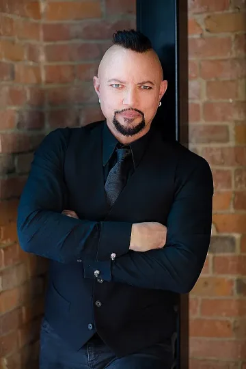 Джоф Тейт:  Обичам музика, която разказва истории 