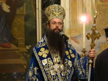Горчивите уроци от визитата на Вартоломей