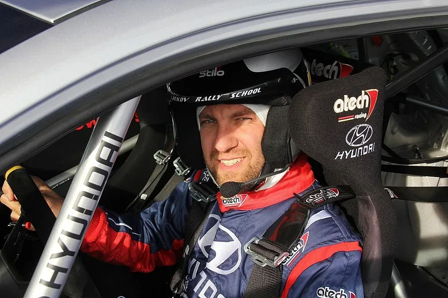 Нов екипаж влиза в битката на Hyundai Racing 