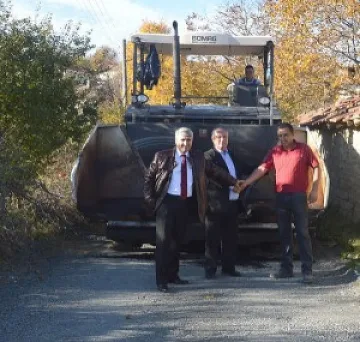 Асфалтират улиците на най-големия квартал на Черноочене