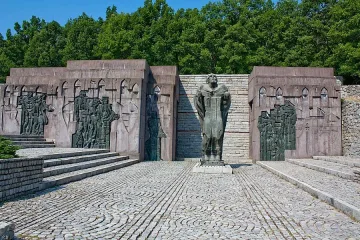 Сайт и изложба водят туристи в Самуиловата крепост