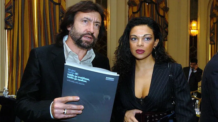 Бутат басейни и кафе в "Русалка"