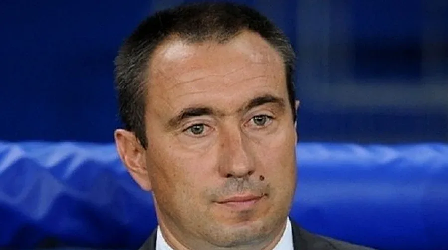 "Астана" падна на колене пред Мъри