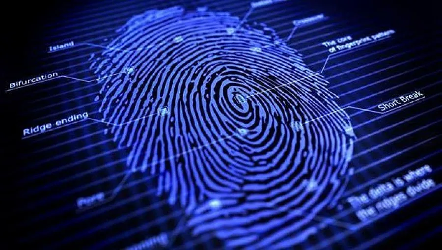 Русия взима пръстови отпечатъци от чужденци