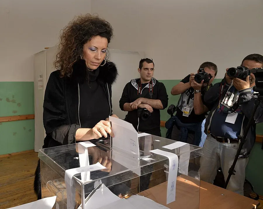 В четвъртък и петък плащат на СИК за изборите