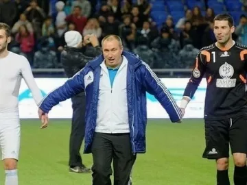 Мъри Стоилов шампион с "Астана" след голяма драма