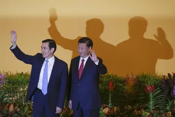 Китай и Тайван си стиснаха ръцете