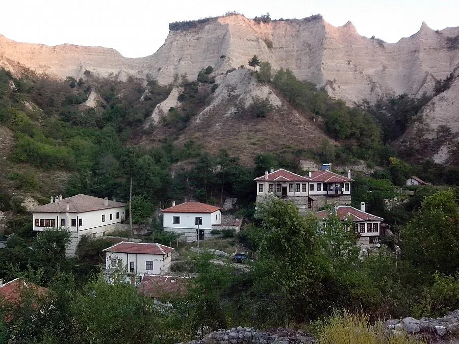 По стъпките на пилигримите от Сандански до Рожен