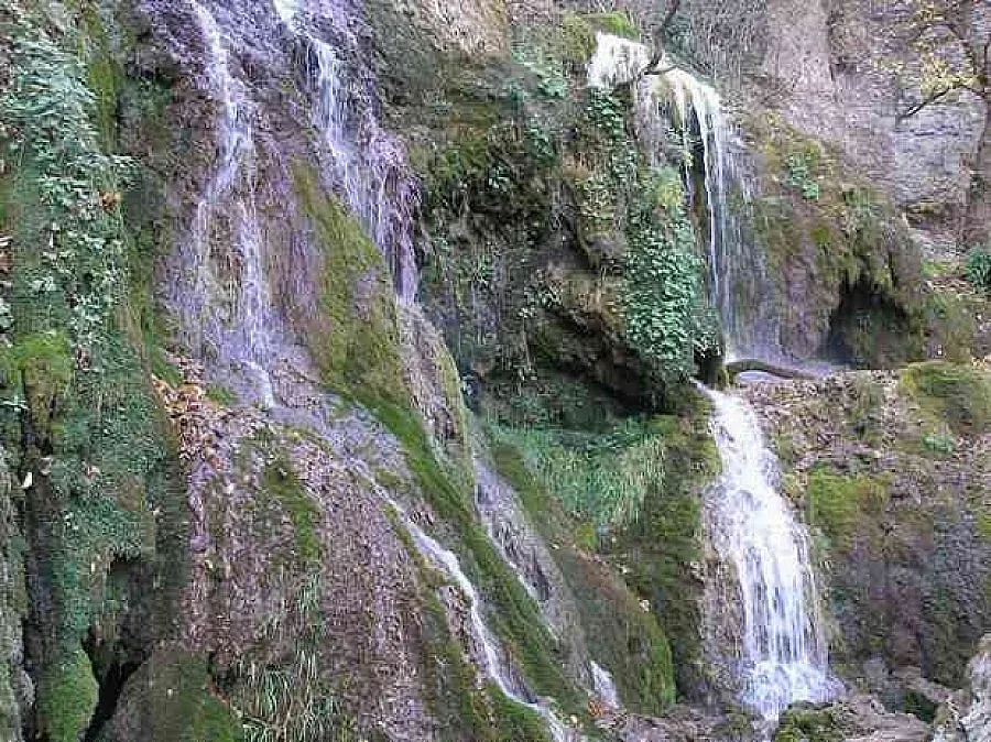 9-и час туристите са в гроб под Крушунските водопади