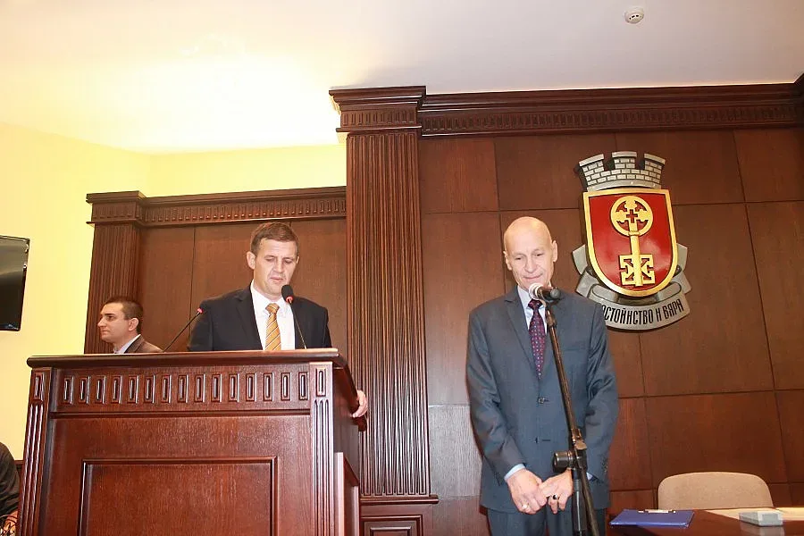 Георги Иванов не уважи церемонията по встъпването на Беливанов в длъжност