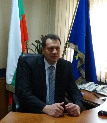 Проверяват реки и язовири преди зимата