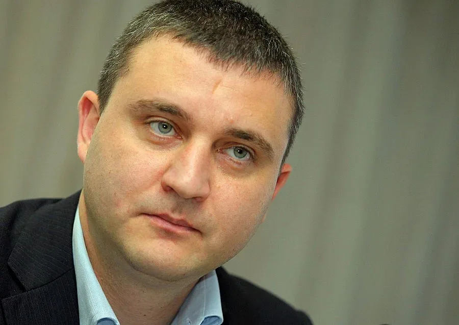 Горанов: Докладът за КТБ е поверителен