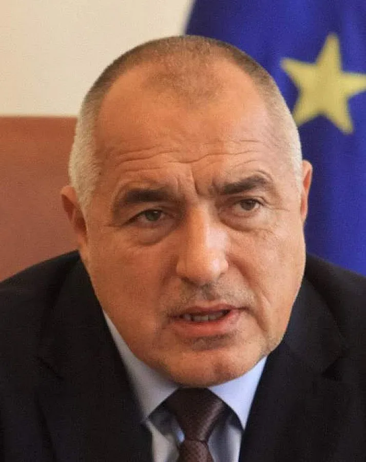  Хората се уплашиха какви полицаи ги охраняват 