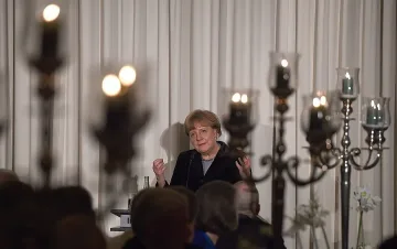 Меркел: Не можем сами да пазим границите си