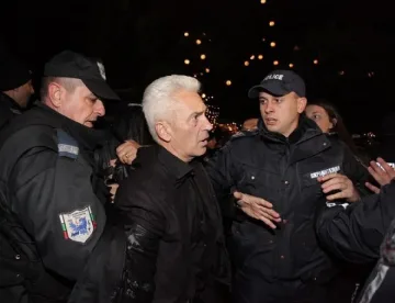 Сидеров остана без имунитет