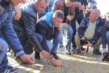 Бойко отстъпи, ченгетата - не (ОБЗОР)