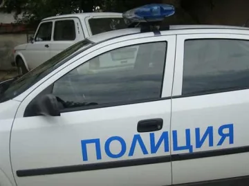 Полицаи блокираха движението на главния път Кърджали-Пловдив 