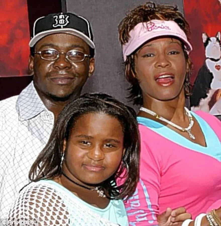 Шофьорът на Уитни: Кокаинът бе голямата й любов