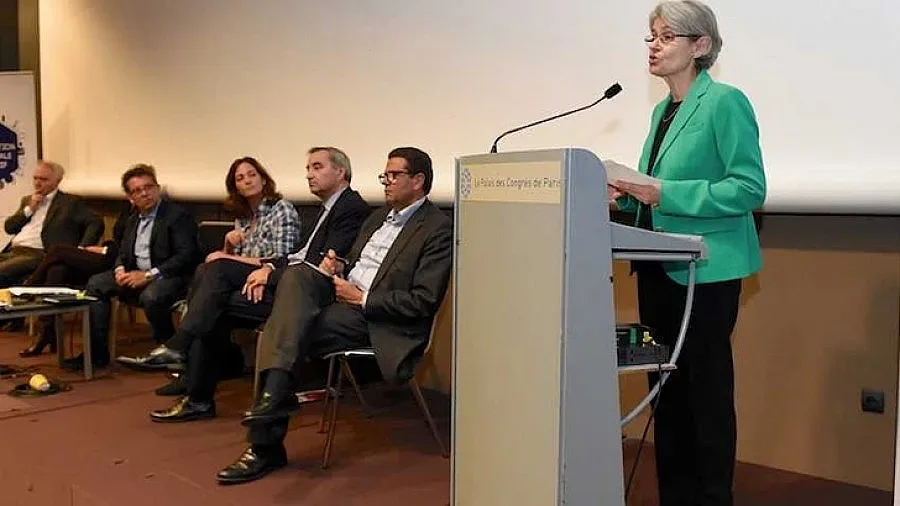 Бокова: Образованието помага срещу омразата