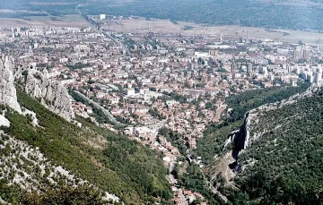 Старият кмет води във Враца