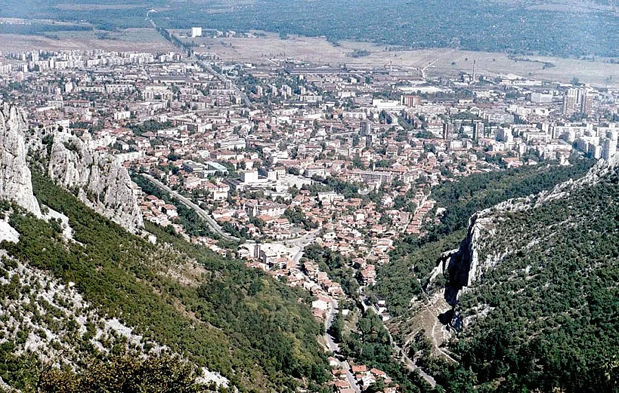 Старият кмет води във Враца