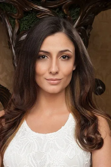 Нина Добрев с двойничка