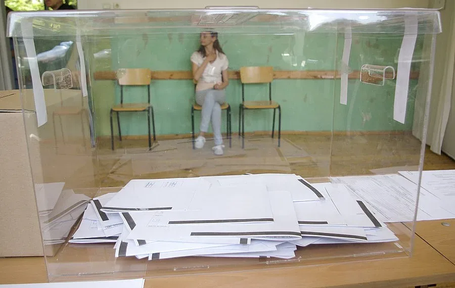 Балотаж между в Белица