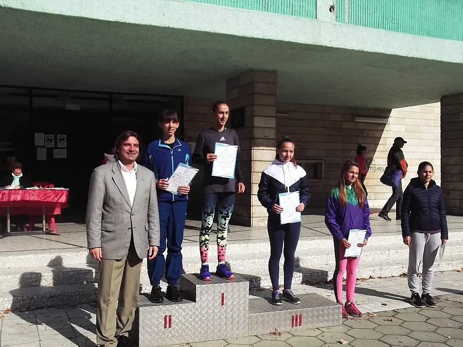 Лили от „Спортните чудеса” с победа в 49-ия крос „Диана”