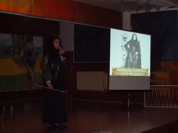 Възрожденци оживяха на сцената на школо в Добрич