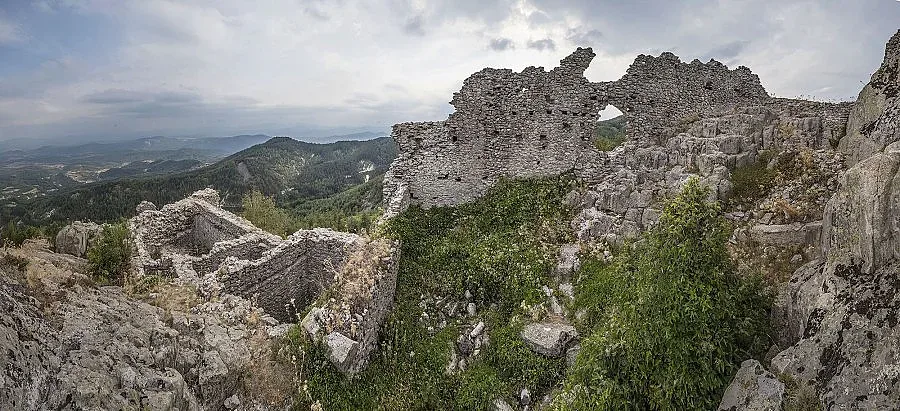 Устра - неподвластна на времето