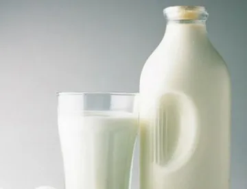 Раздават 6 млн. на млекарите по 4 схеми