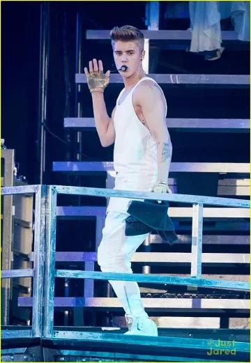 Бийбър прекрати концерт след първата песен