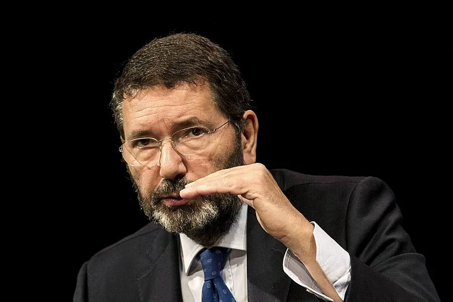 Скандален кмет си оттегли оставката